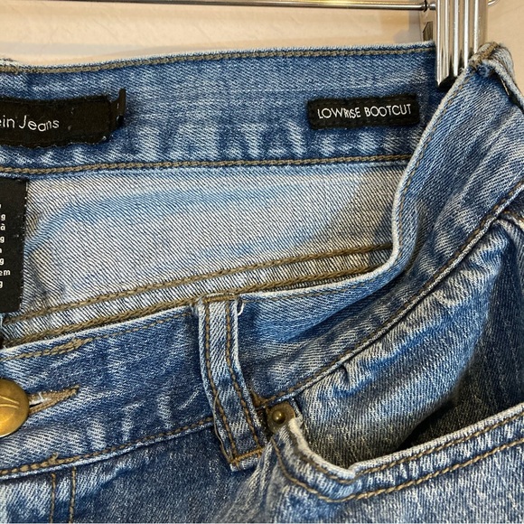 Calvin Klein Bootcut Low Rise Jeans 4 - Picture 8 of 9